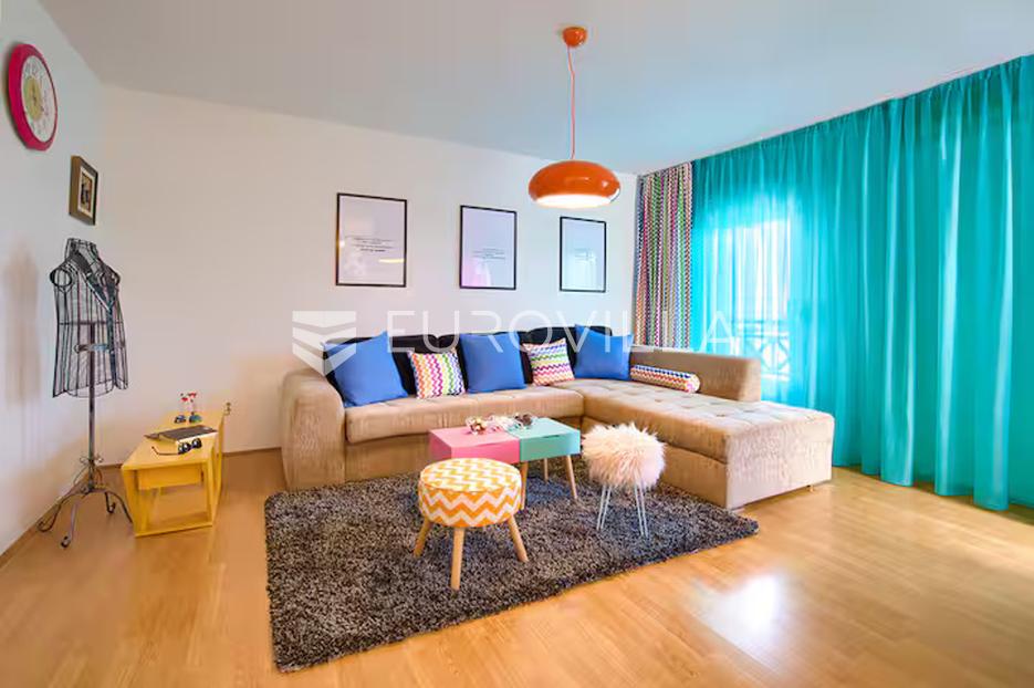 Apartment Zu vermieten -  Pula
