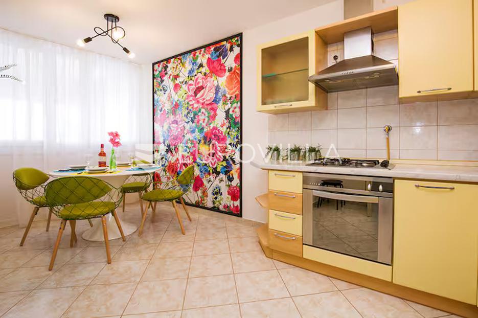 Apartment Zu vermieten -  Pula