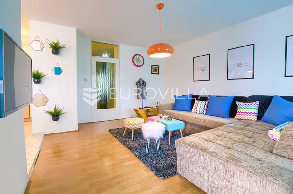 Apartment Zu vermieten -  Pula