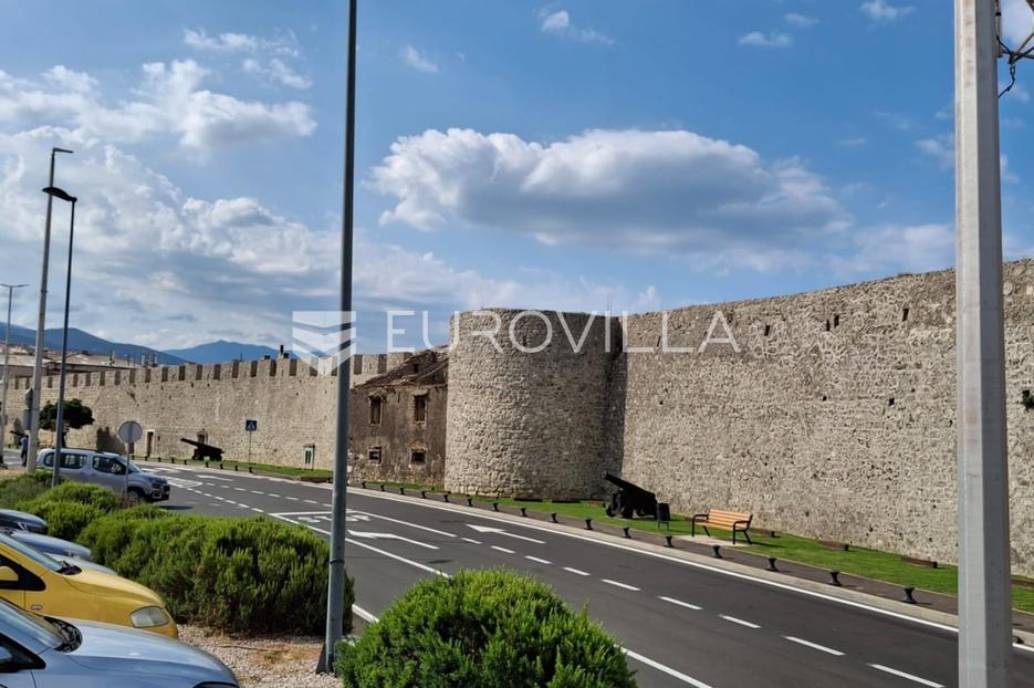 Apartma Naprodaj - Ličko-senjska Senj