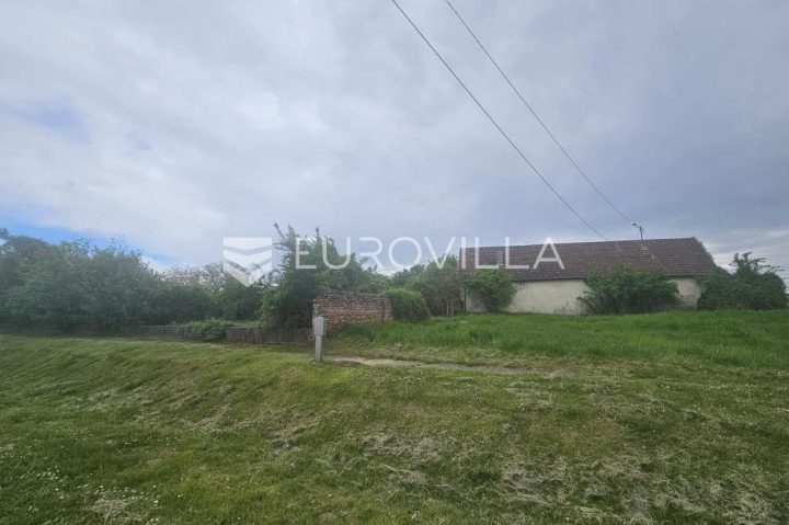 Terreno in vendita 10224 m² – Kozarac