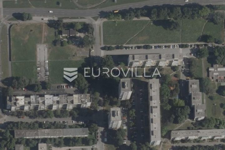Terreno in vendita 553 m² – Trnje