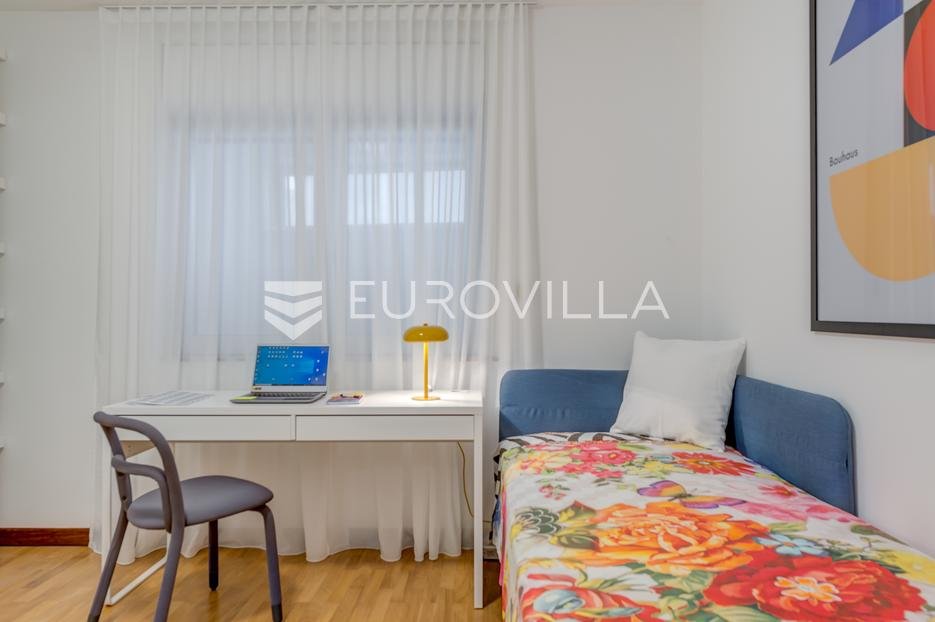 Flat For sale - Splitsko-dalmatinska Split