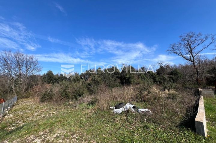 Land for sale 450 m² – Šišan