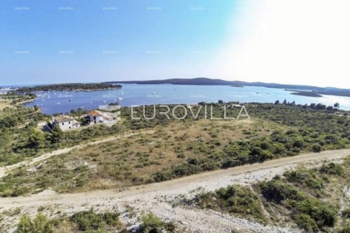 Zemljište na prodaju 500 m² – Medulin