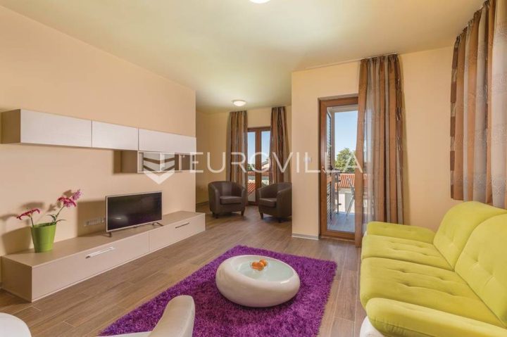 Stan na prodaju 81 m² – Banjole