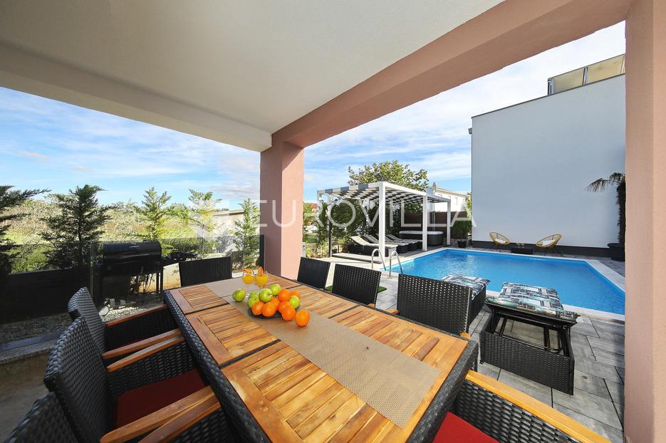 House For sale -  Nin