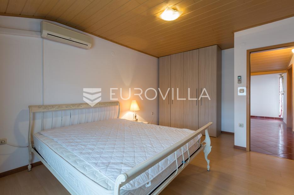 Casa In vendita -  Pula