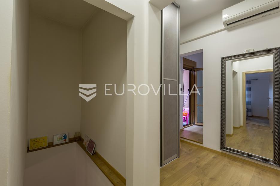 Casa In vendita -  Pula