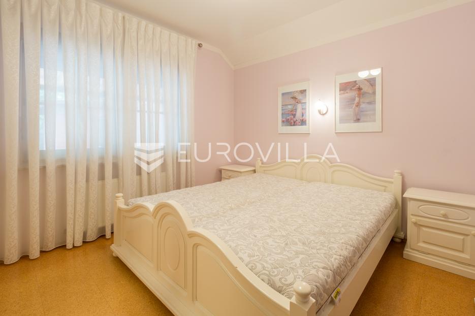 Casa In vendita -  Pula