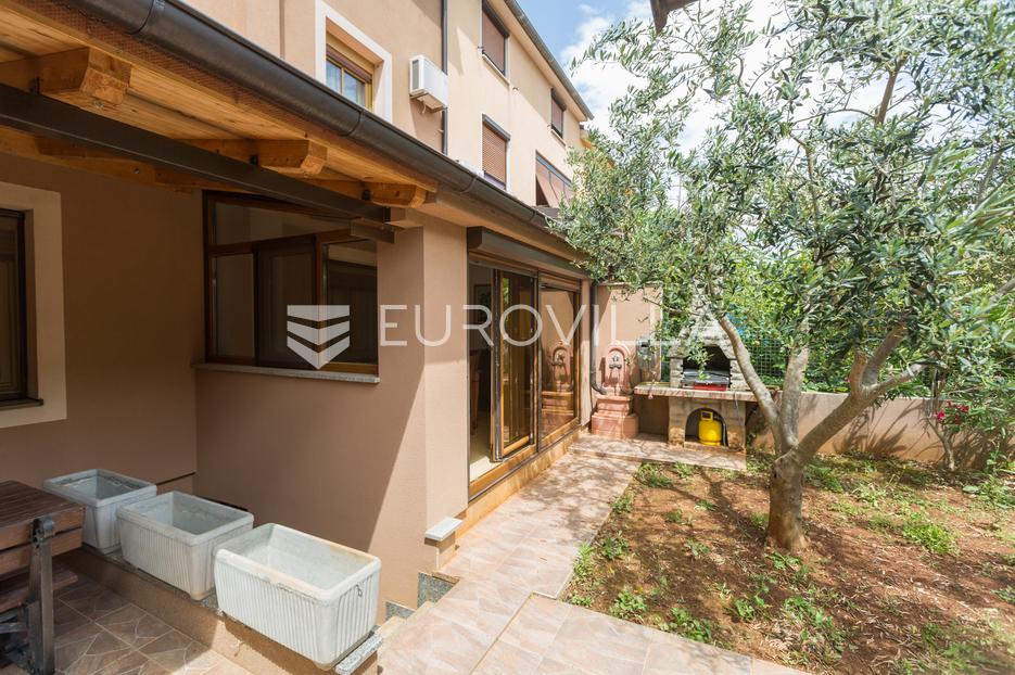 Casa In vendita -  Pula