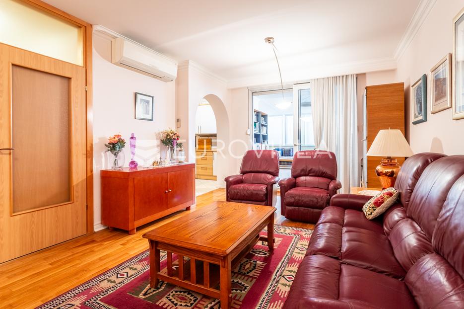 Apartment Zu verkaufen -  Split