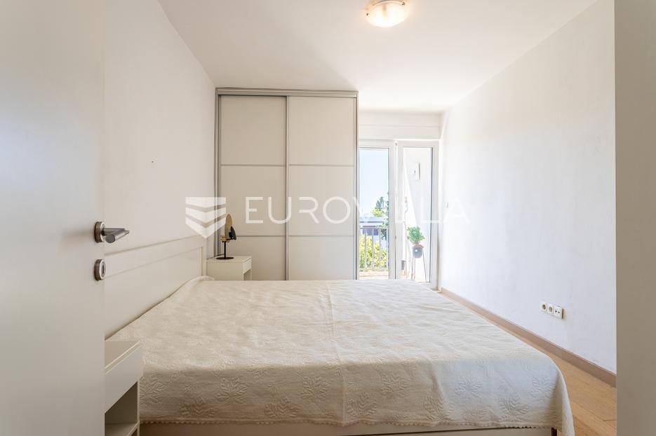 Flat For sale - Splitsko-dalmatinska Split