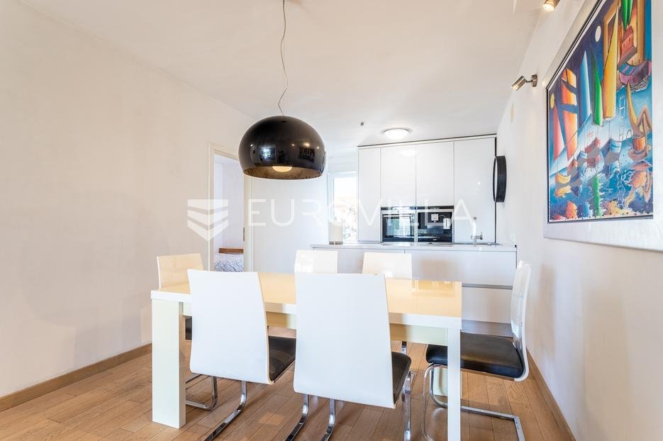 Flat For sale - Splitsko-dalmatinska Split - foto 5/17