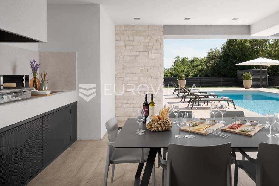 Haus Zu verkaufen - Istarska Ližnjan