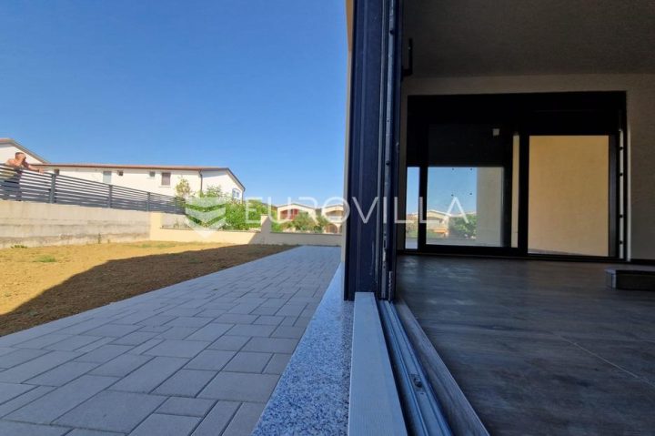 Appartement à vendre 153 m² – Vir