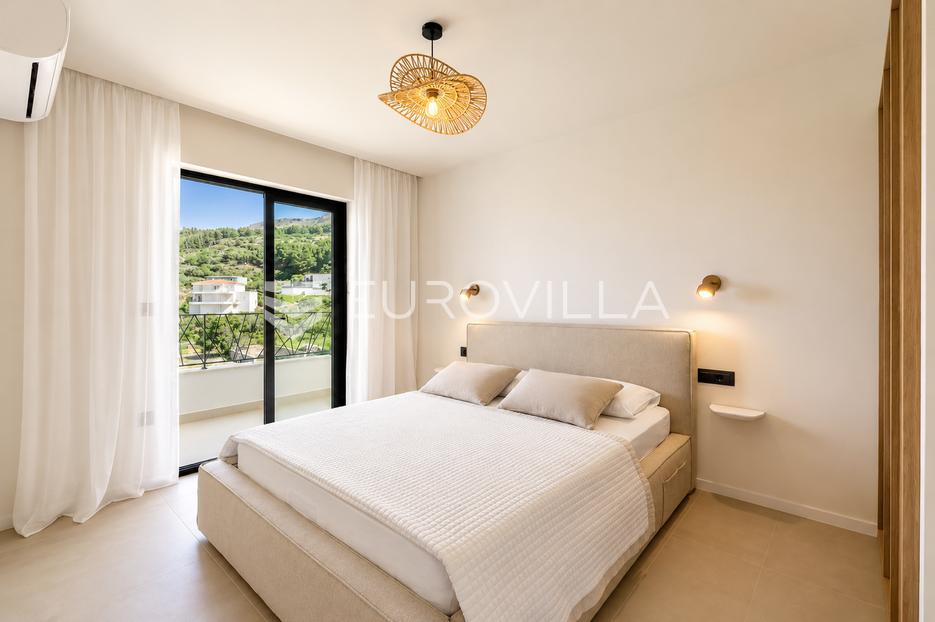 Apartmán Na predaj - Splitsko-dalmatinska Podstrana