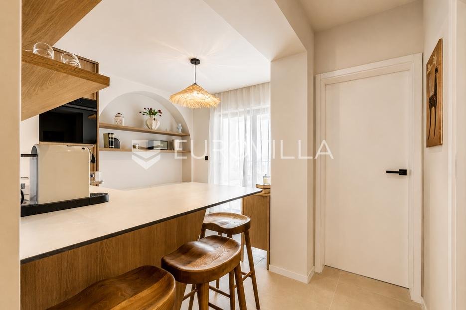 Flat For rent - Splitsko-dalmatinska Podstrana