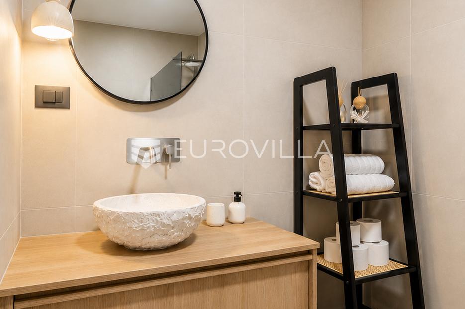 Apartmán Na predaj - Splitsko-dalmatinska Podstrana