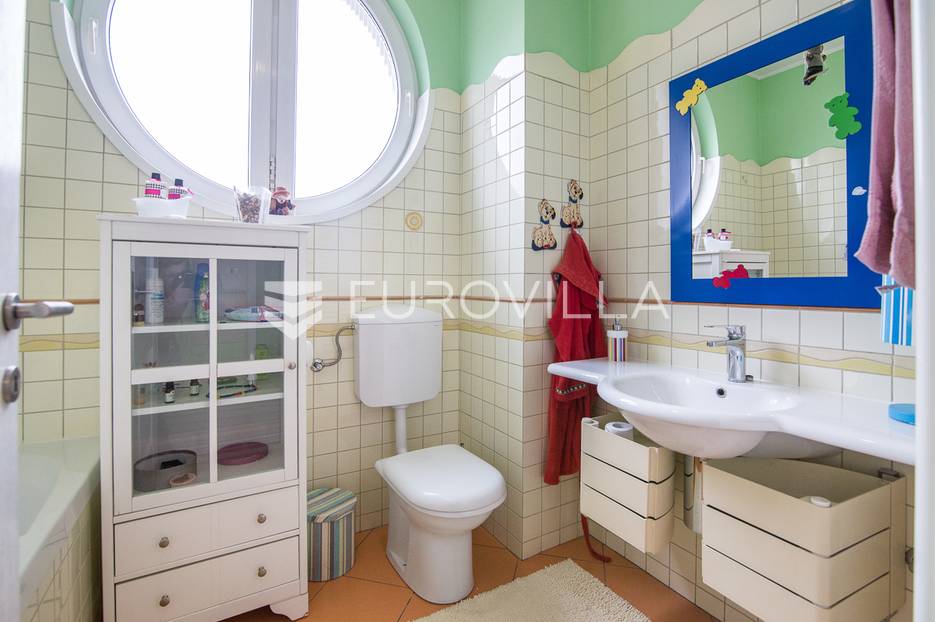Haus Zu verkaufen -  Donja Dubrava