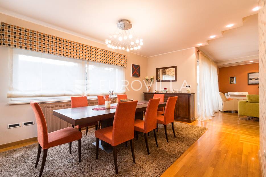 Casa In vendita -  Donja Dubrava
