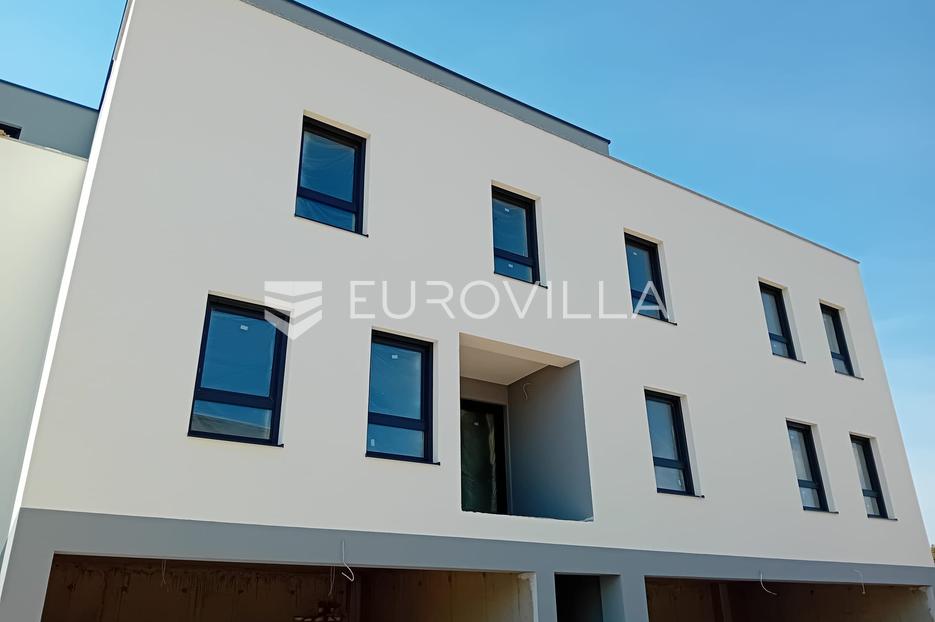 Apartmán Na prodej -  Jelsa