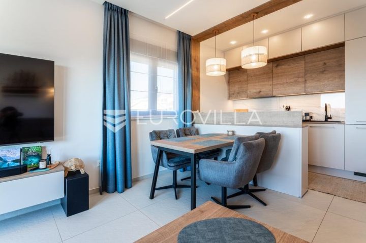Flat For sale - Splitsko-dalmatinska Kaštela - foto 3/21