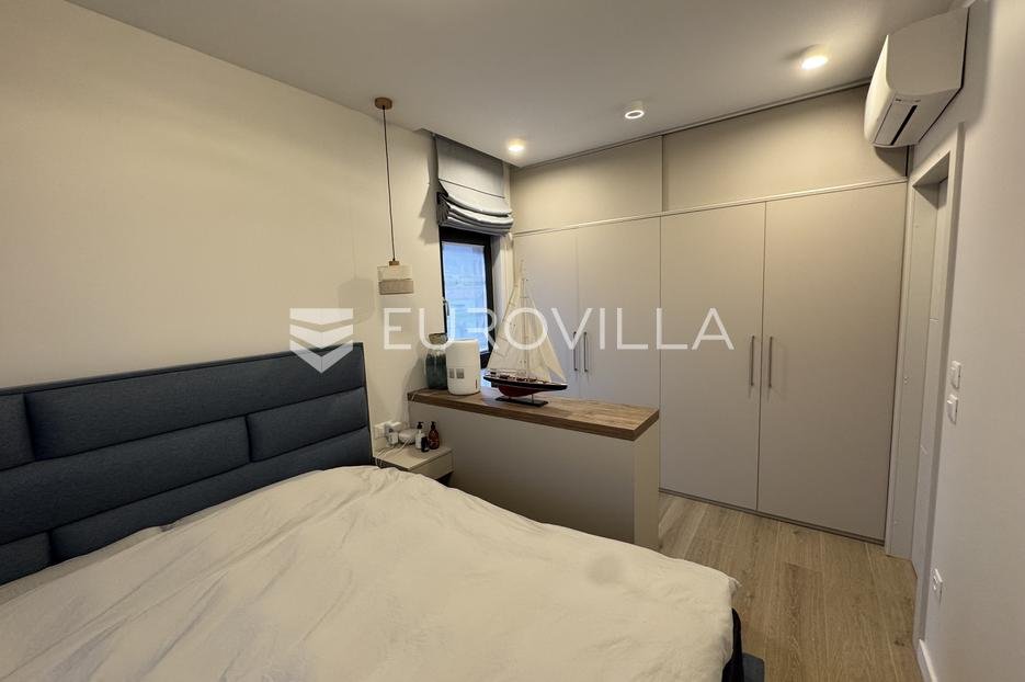 Appartamento In vendita - Splitsko-dalmatinska Kaštela