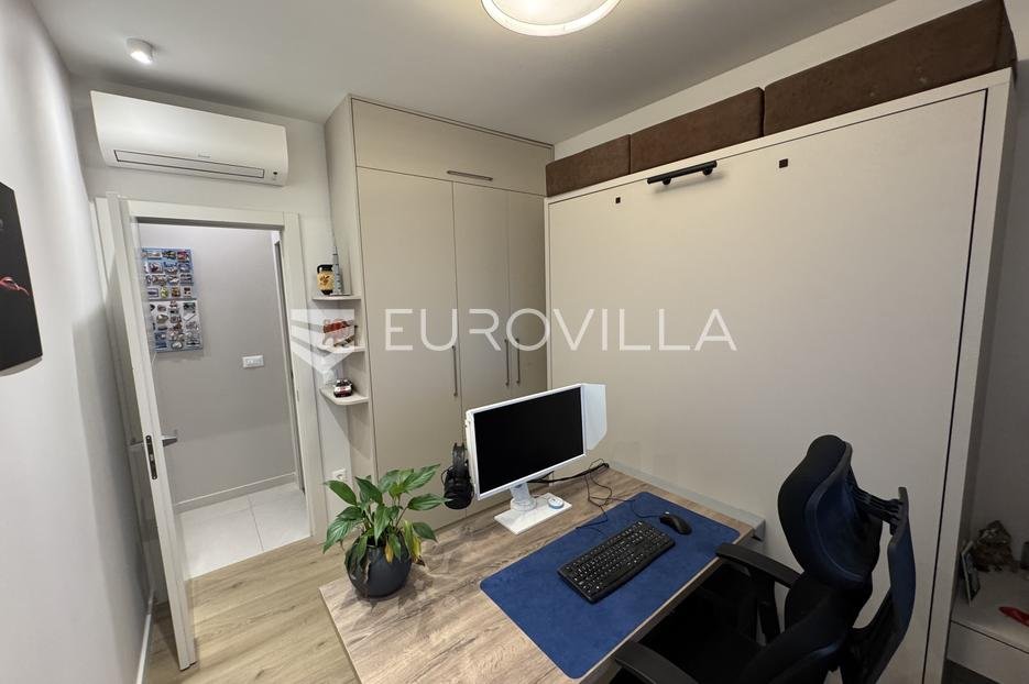 Appartamento In vendita - Splitsko-dalmatinska Kaštela