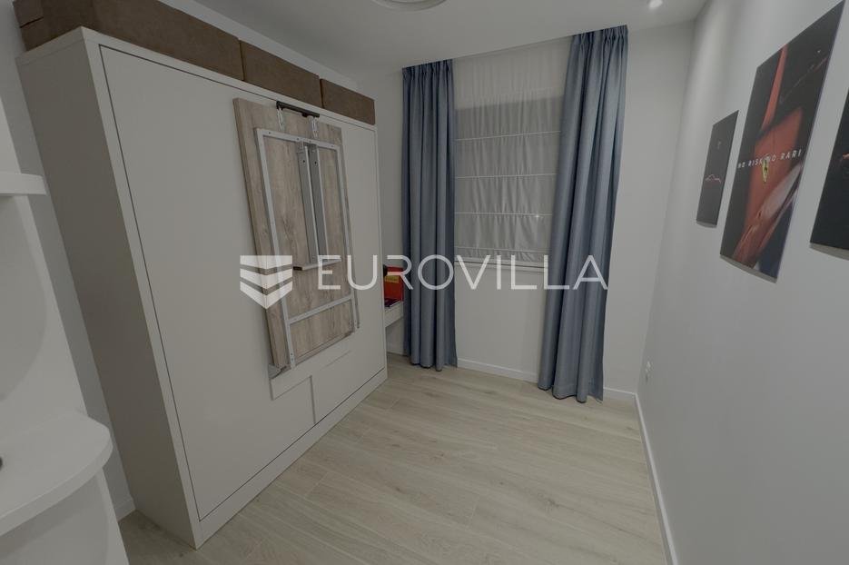 Appartamento In vendita - Splitsko-dalmatinska Kaštela