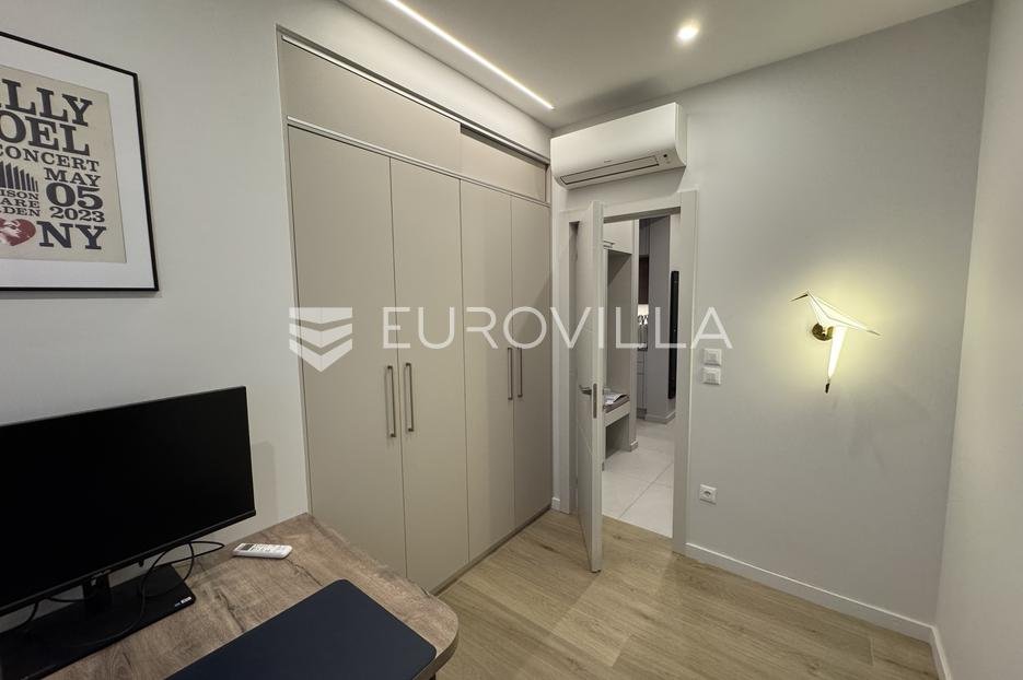 Appartamento In vendita - Splitsko-dalmatinska Kaštela