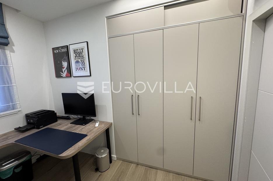 Appartamento In vendita - Splitsko-dalmatinska Kaštela