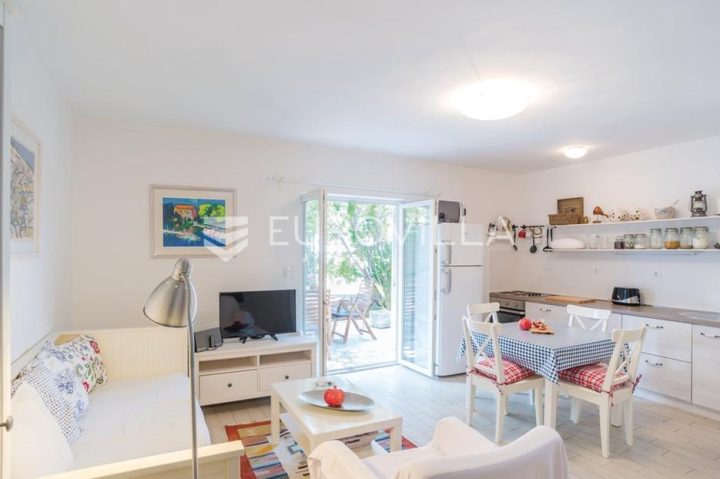 Hiša na predaj 117 m² – Pag