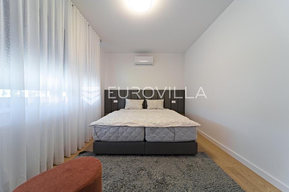 Appartamento In vendita -  Osijek