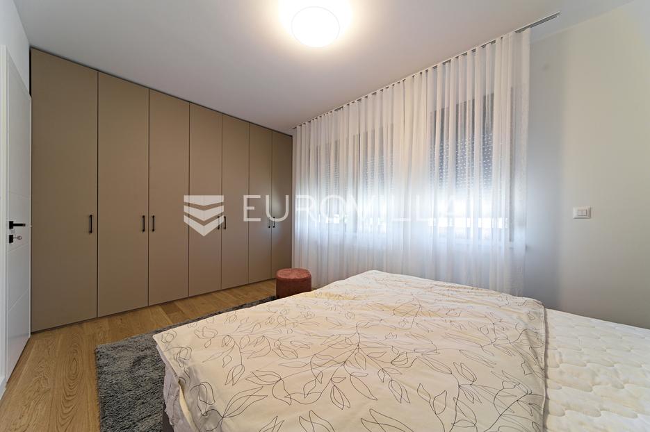 Appartamento In vendita -  Osijek