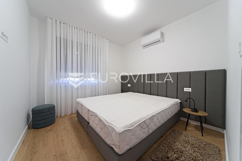 Appartamento In vendita -  Osijek