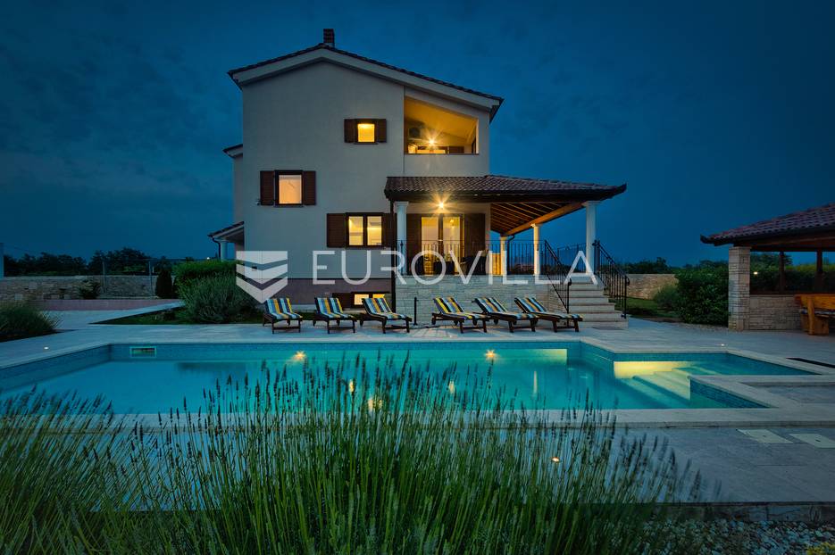 Maison À vendre -  Svetvinčenat