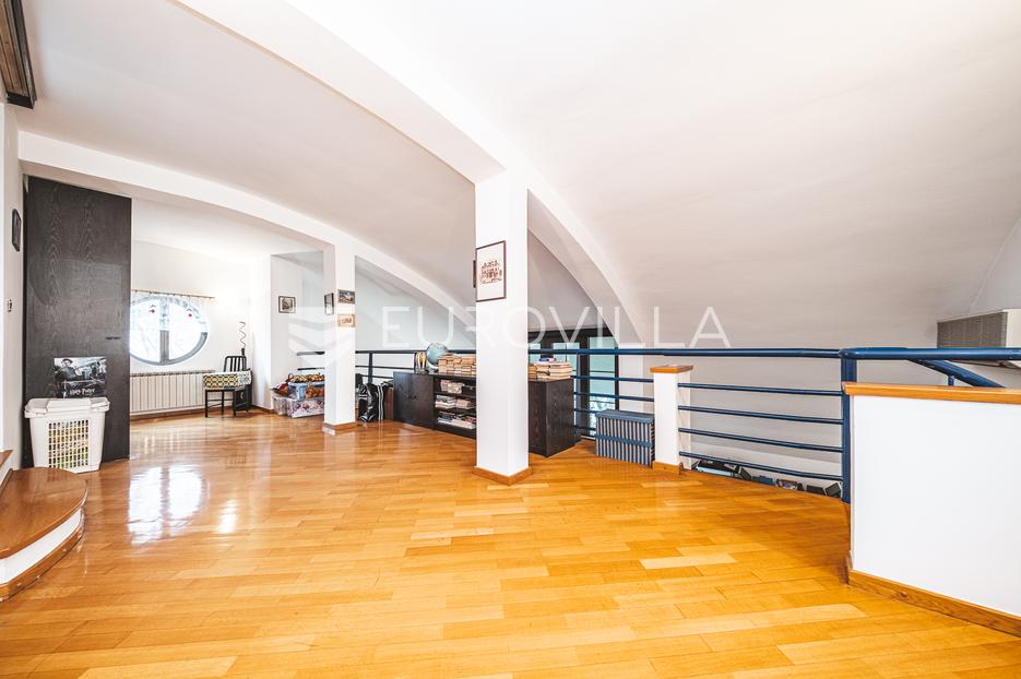 Dům Na prodej - Grad Zagreb Gornji Grad - Medveščak