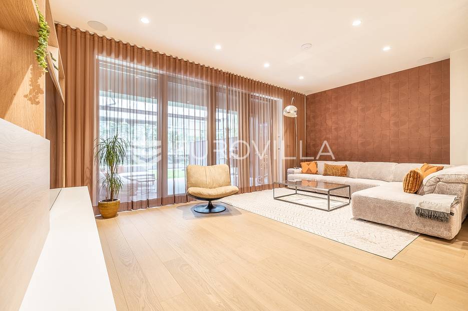 Flat For sale - Donji Grad - foto 1/2