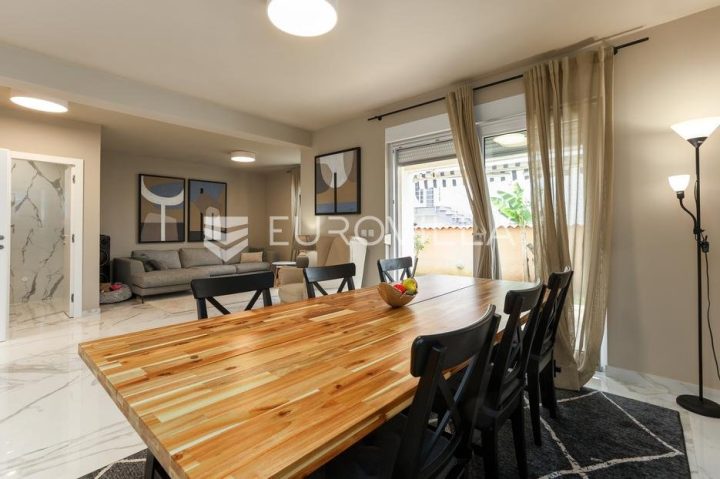 Appartement à vendre 115 m² – Valbandon
