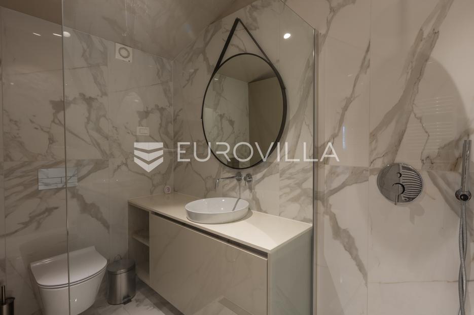 Apartment Zu verkaufen -  Fažana