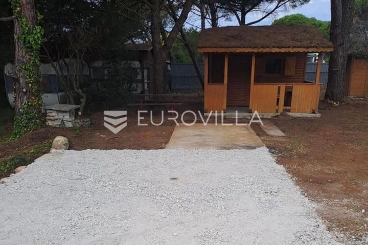 Parcela na predaj 330 m² – Valbandon