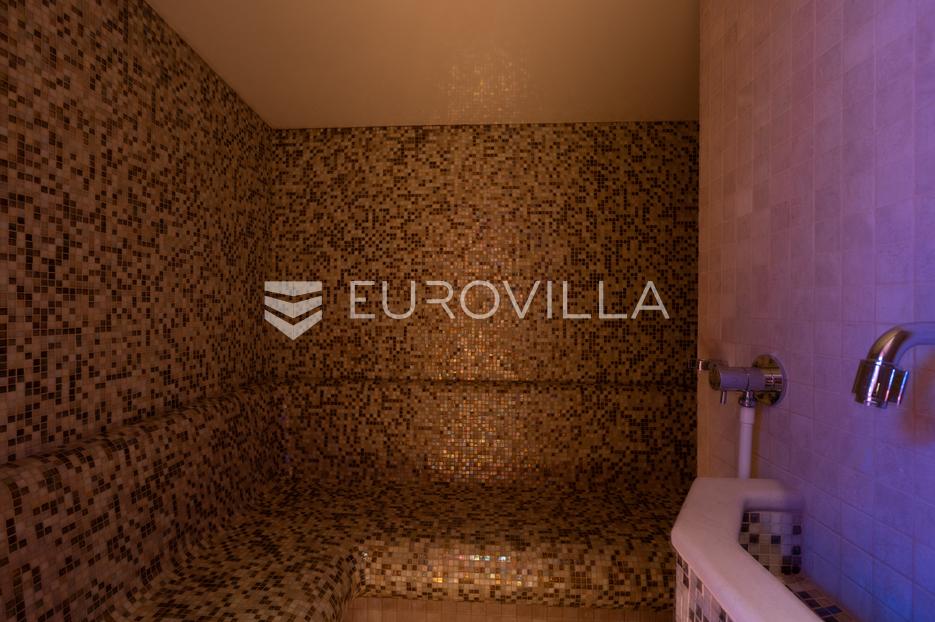 Hotel Na prodaju -  Medulin