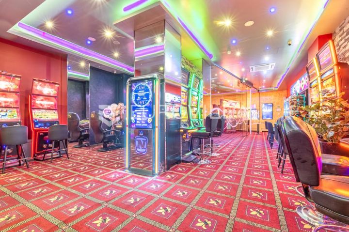 Poslovni prostor na prodaju 373 m² – Borovje