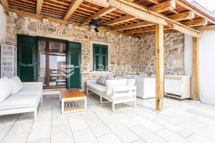Dům na prodej 170 m² – Vrbanj