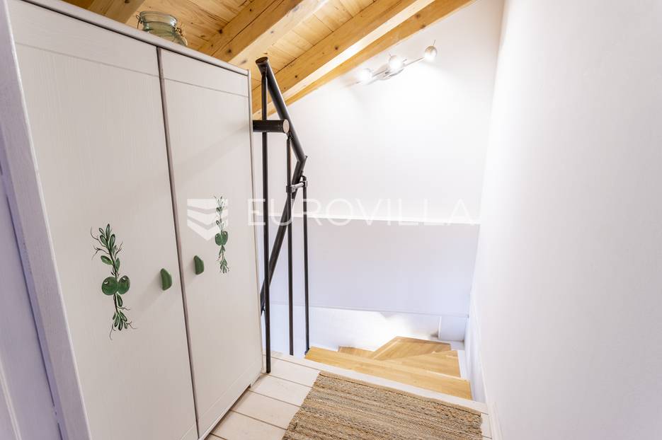 Maison À vendre -  Stari Grad