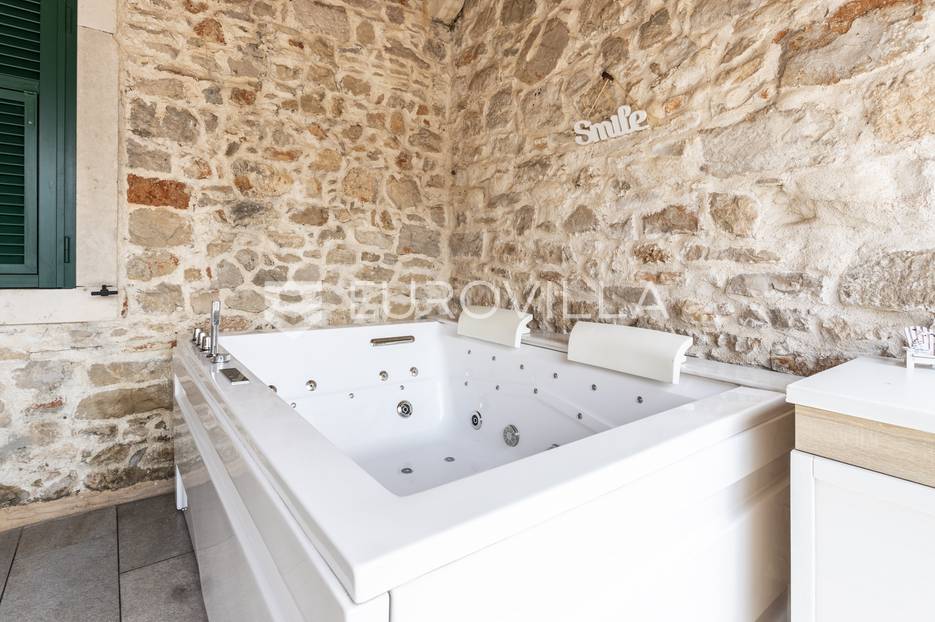 Maison À vendre -  Stari Grad