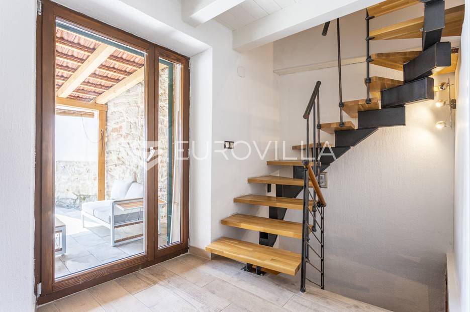 Maison À vendre -  Stari Grad