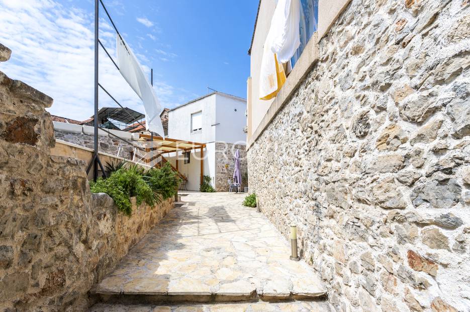 Maison À vendre -  Stari Grad