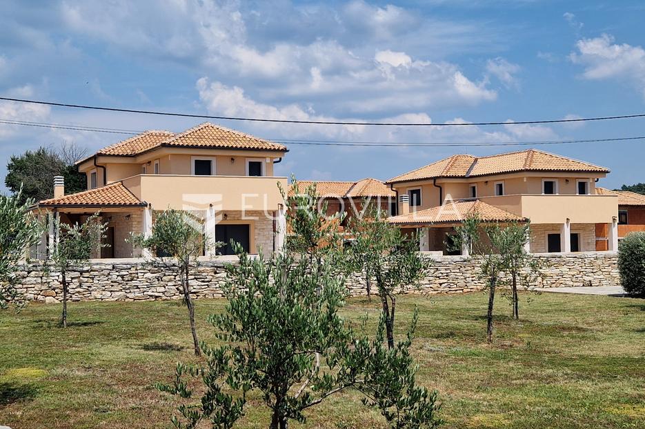 Casa In vendita -  Svetvinčenat